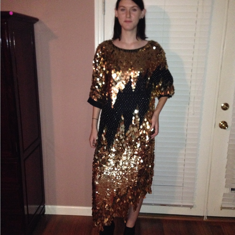 Elegant Asymmetrical Sequin Dress in Gold and Black